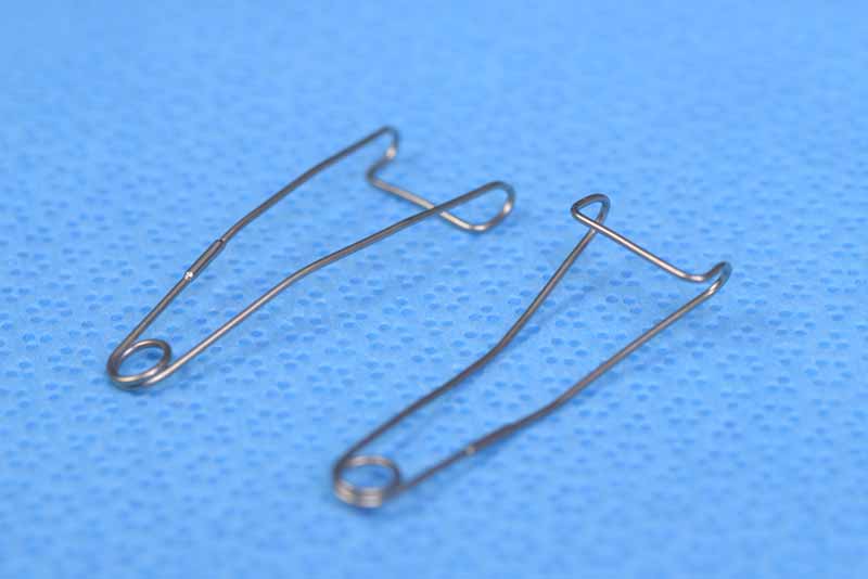 This speculum is designed to pull the lid back with a secure hold to expose the anterior aspect of the globe. The Jaffe lid retractors come in a set of two which allows for simultaneous upper and lower lid retraction.  They can be anchored to surgical drapes using rubber bands and hemostat clamps to effectively keep the eyelids out of the surgical field.  The open wire design exerts less force on the eyelids so there is theoretically less risk of post-operative ptosis or other eyelid malposition.  As the amount of force can be easily adjusted for the upper and lower retractor separately, it can be used to retract delicate tissues such as the skin, orbicularis, and preaponeurotic fat during levator advancement or recession.  These are our preferred lid retractors and are commonly used when performing upper eyelid surgery and enucleations or other oculoplastic surgeries involving the globe. 